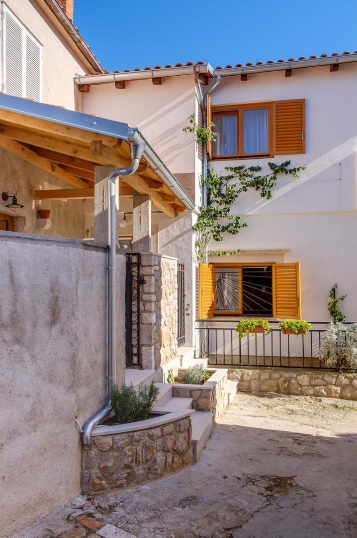 Elegant Apartment Iris Mali Lošinj Εξωτερικό φωτογραφία