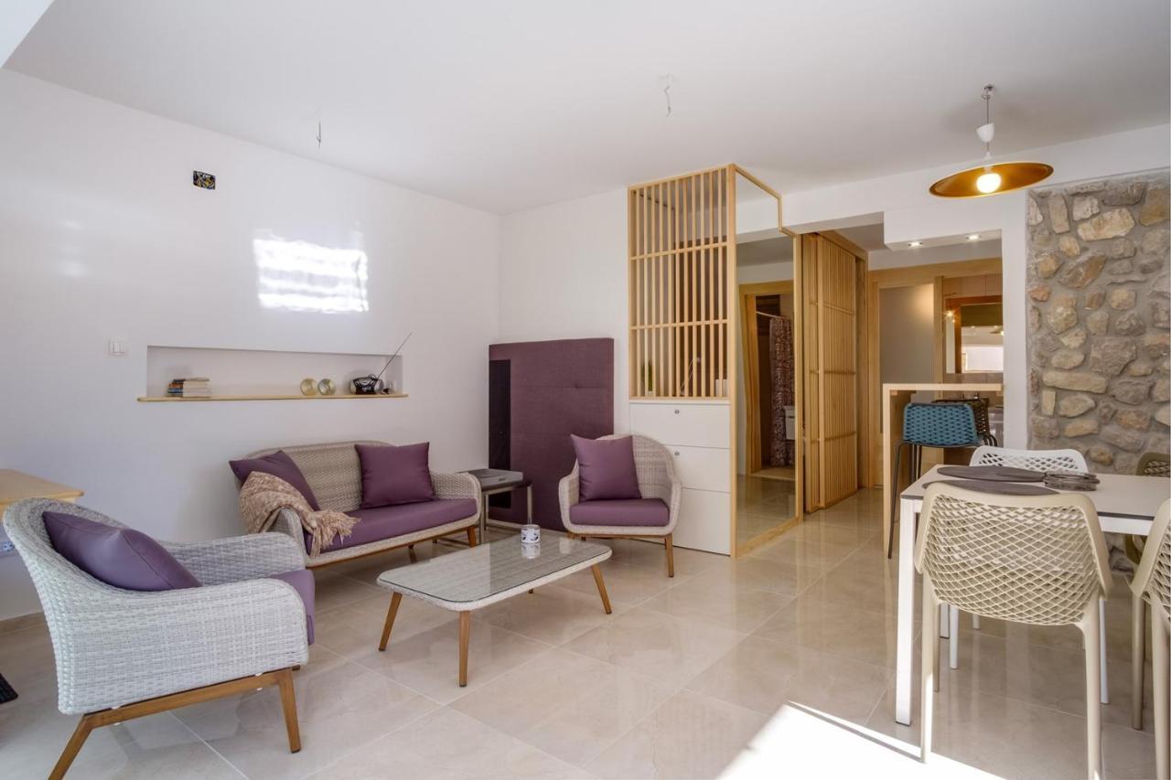 Elegant Apartment Iris Mali Lošinj Εξωτερικό φωτογραφία
